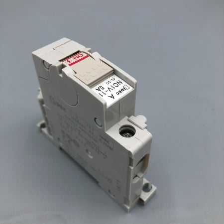 IDEC サーキットプロテクタ NC1V-1100-5AA