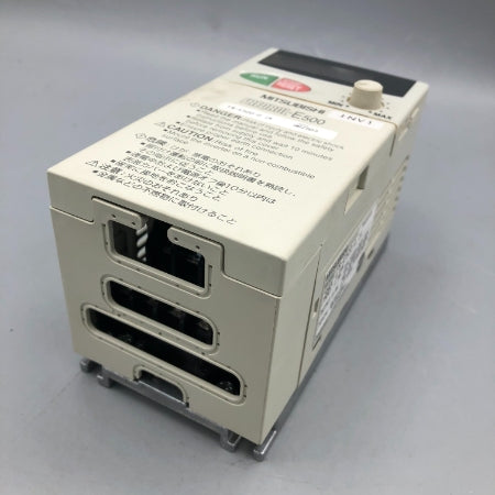 三菱電機 インバータ FR-E520-01K