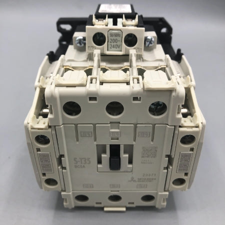 三菱電線 低圧開閉器 S-T35BCSA AC200V+UT-SA21