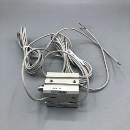 SMC 薄型シリンダ CDQSB20-15DC-M9BWL