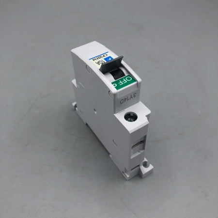 富士電機 サーキットプロテクタ CP30FM-1P010