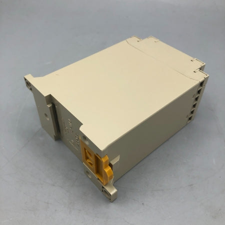 オムロン セーフティリレーユニット G9SA-301 AC/DC24V