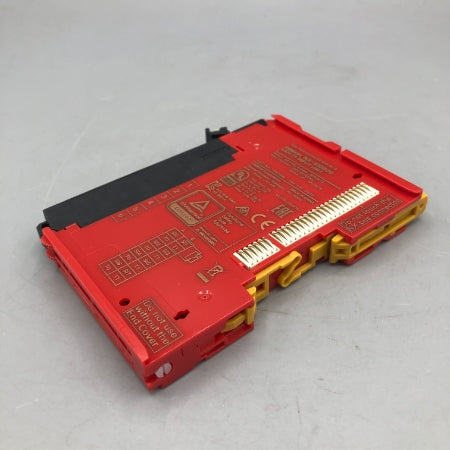 オムロン NX-SID800/NX-SOD400 安全入力出力ユニット新品未使用 NX-SID800 NXシリーズ セーフティコントロールユニット 1個