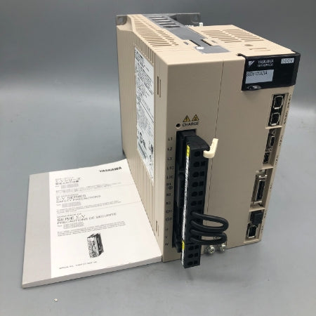 安川電機 アナログ電圧・パルス列指令形サーボパック SGDV-120A21A