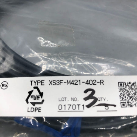オムロン 丸型防水コネクタ XS3F-M421-402-R