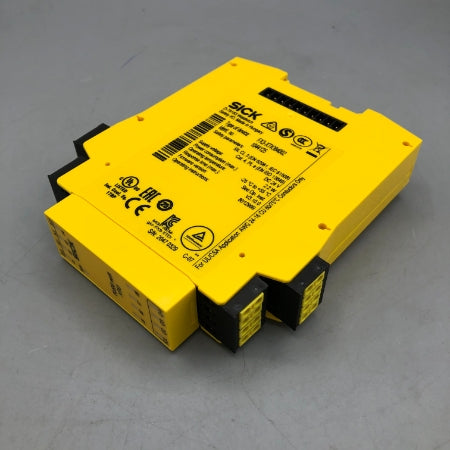 SICK 安全制御装置 FX3-XTIO8402