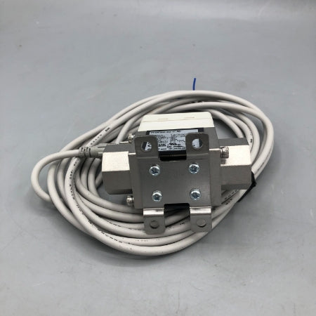 SMC 水用デジタルフロースイッチ PF3W704-03-C-MR