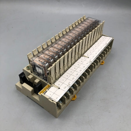 オムロン I/Oリレーターミナル G7TC-OC16 DC24