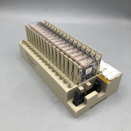 オムロン I/Oリレーターミナル G7TC-OC16 DC24