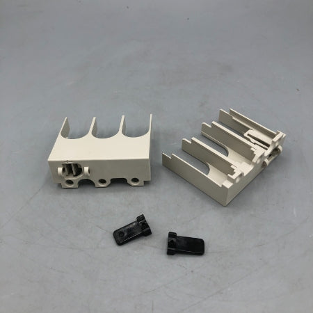 三菱電機 大型端子カバー TCS-03CV3
