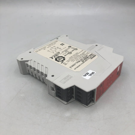オムロン 非接触式ドアスイッチコントローラ G9SX-NS202-RT 24VDC 3W Max.,class2
