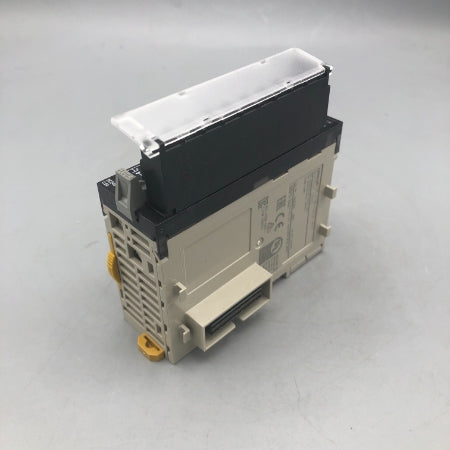 オムロン 出力ユニット CJ1W-OD211