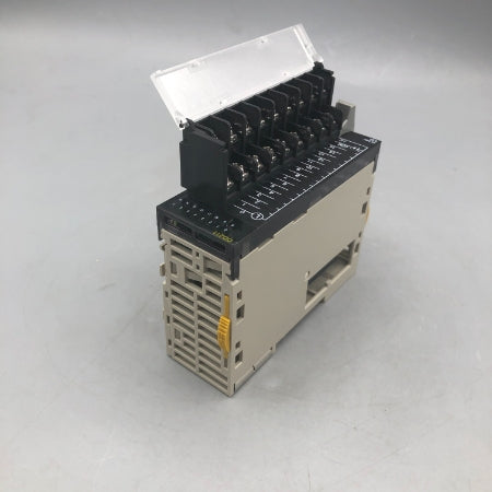 オムロン 出力ユニット CJ1W-OD211