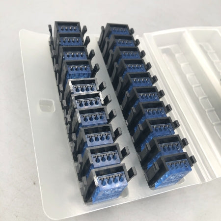 三菱電機 ワンタッチコネクタ
プラグ A6CON-P520 (20個入)