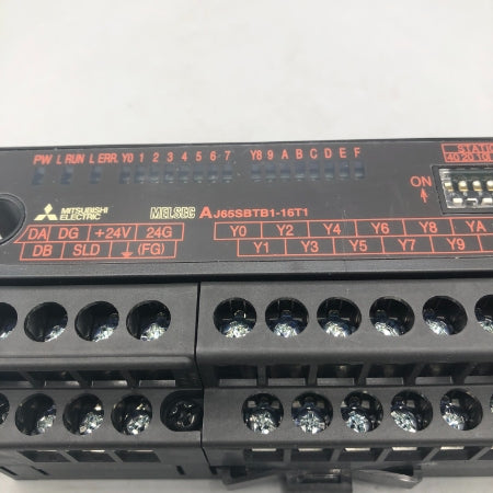 三菱電機 出力ユニット AJ65SBTB1-16T1