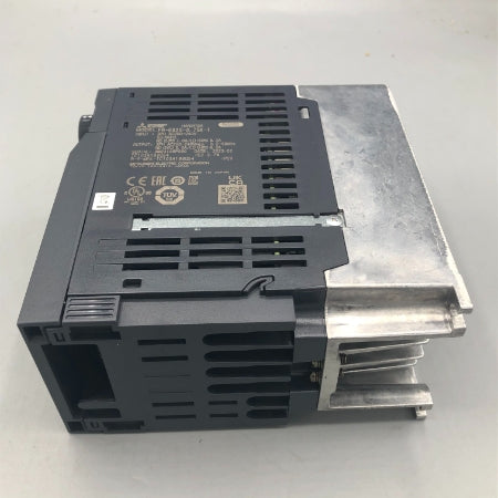 三菱電機 インバータ FR-E820-0.75K-1