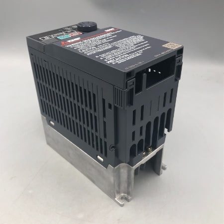 三菱電機 インバータ FR-E820-0.75K-1