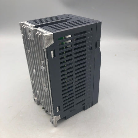 三菱電機 インバータ FR-E820-0.1K-1