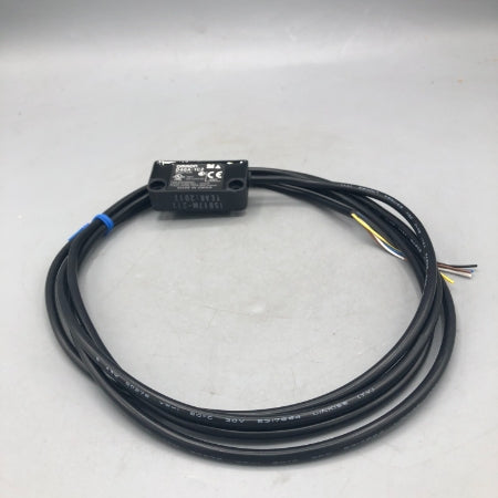 オムロン 小形非接触式ドアスイッチ D40A-1C2