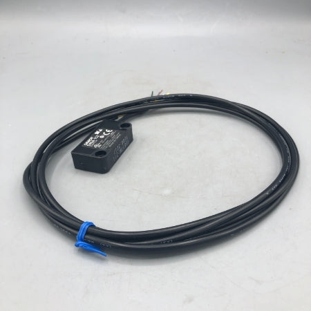 オムロン 小形非接触式ドアスイッチ D40A-1C2