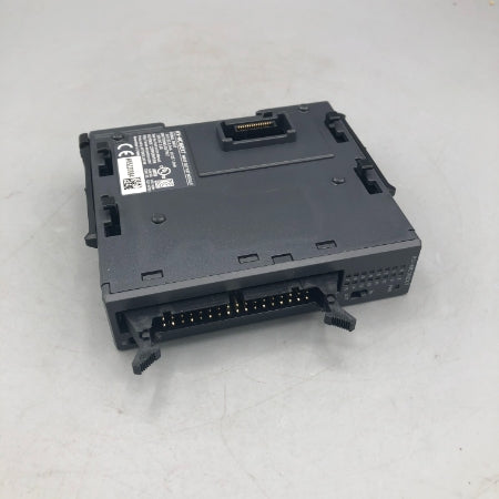 キーエンス 拡張入出力ユニット 32点タイプ コネクタタイプ 入力16ﾃﾝ トランジスタ出力16点 KV-NC16EXT