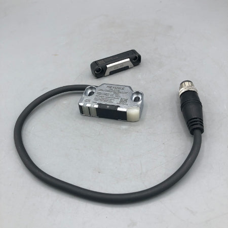 キーエンス 非接触 標準タイプ PNP M12コネクタタイプ GS-11PC | FA