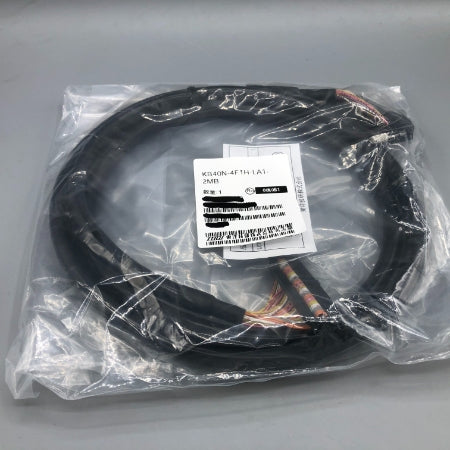 I/Oケーブル 東洋技研 KB40N-4F1H-LA1-2MB - メカトロパーツ．ｃｏｍ