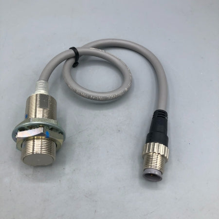アルミ切粉対策タイプ近接センサ  OMRON E2EZ-X4D1-M1GJ
