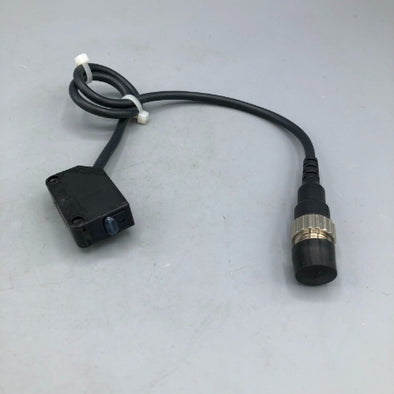 小型アンプ内蔵形光電センサ  OMRON E3Z-T61-L