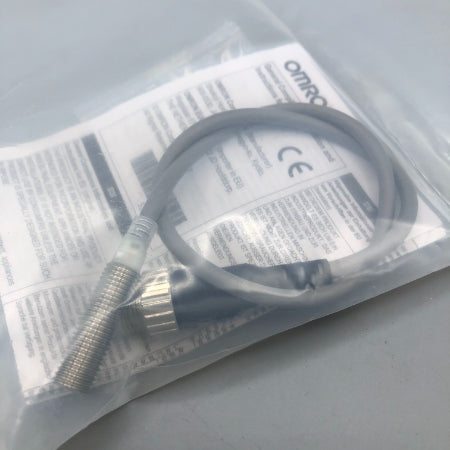 スタンダードタイプ近接センサ OMRON E2E-X2D1-M1GJ 0.3M