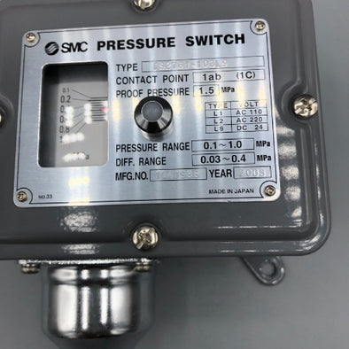 動作表示灯付圧力スイッチ  SMC IS2761-103L9
