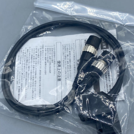 小型アンプ内蔵形光電センサ OMRON E3Z-T81-M1J